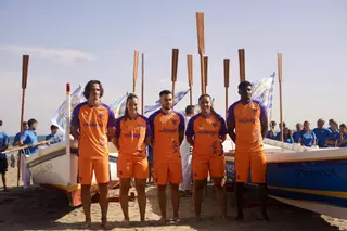 El Málaga CF presenta en el Rincón su tercera equipación