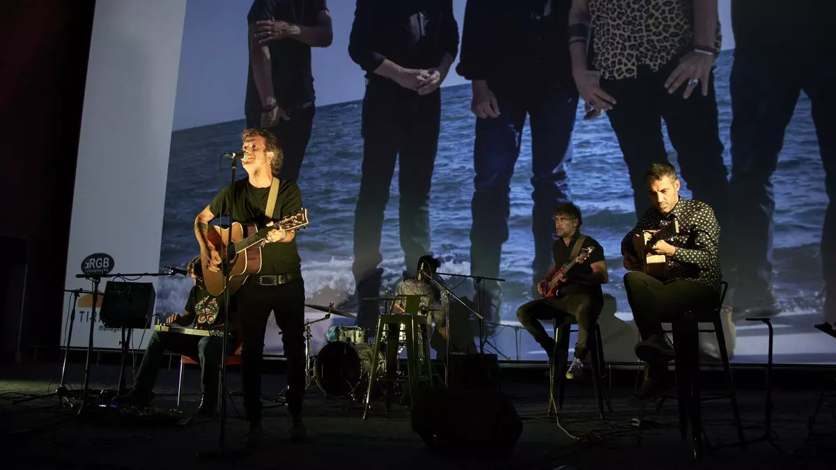 Suasi arranca su Gira de Primavera con su disco ‘Peces d’antiquari’