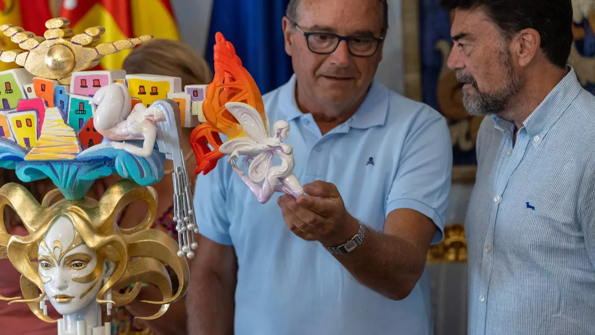 Barcala sobre la Hoguera Oficial: "No todo el mundo tiene capacidad para presentarse a un proyecto así"
